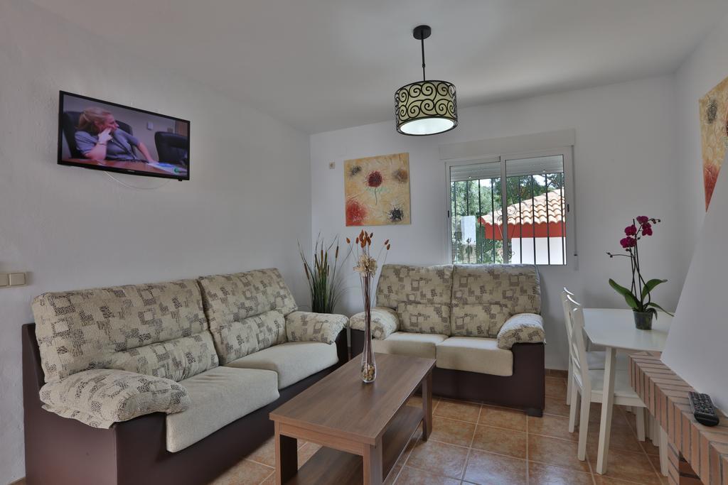 Apartamentos El Madronal Coto Rios Kültér fotó