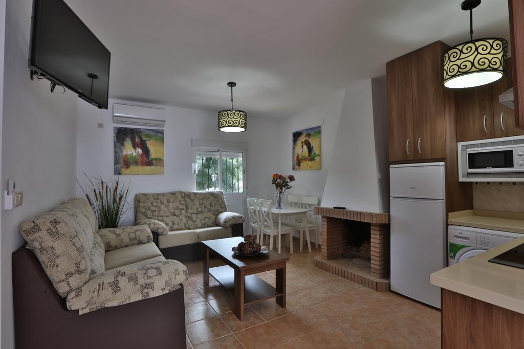 Apartamentos El Madronal Coto Rios Kültér fotó